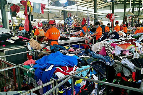 Second-hand clothing sorting